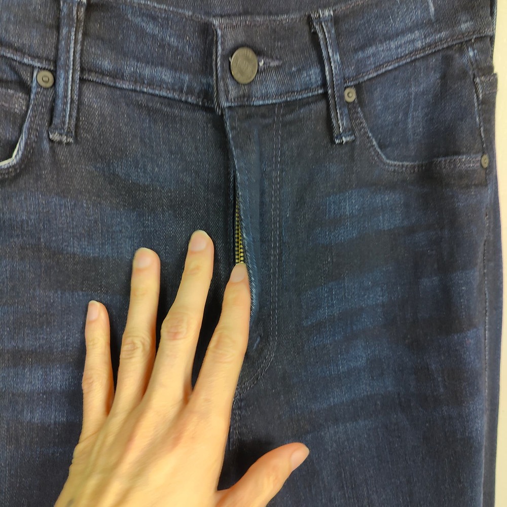 Mother The Mid Rise Dazzler Jeans size 26 Now or Never Dark Wash Stretch -HEMMED - Picture 6 of 15